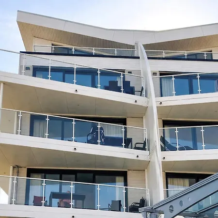 Daire Cozy Modern With Sea Views *